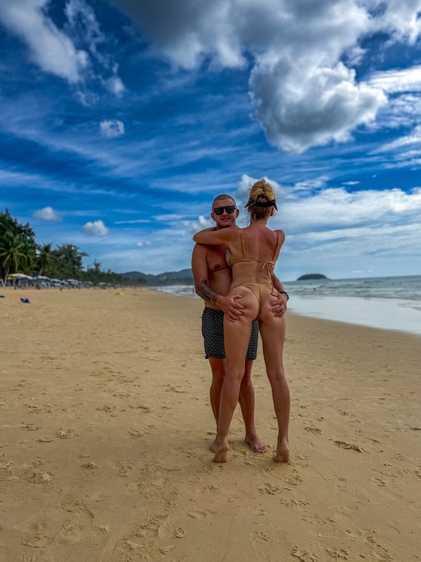 Plik Joanna-Narozna-w-bikini-rozpala-siec-7.jpg